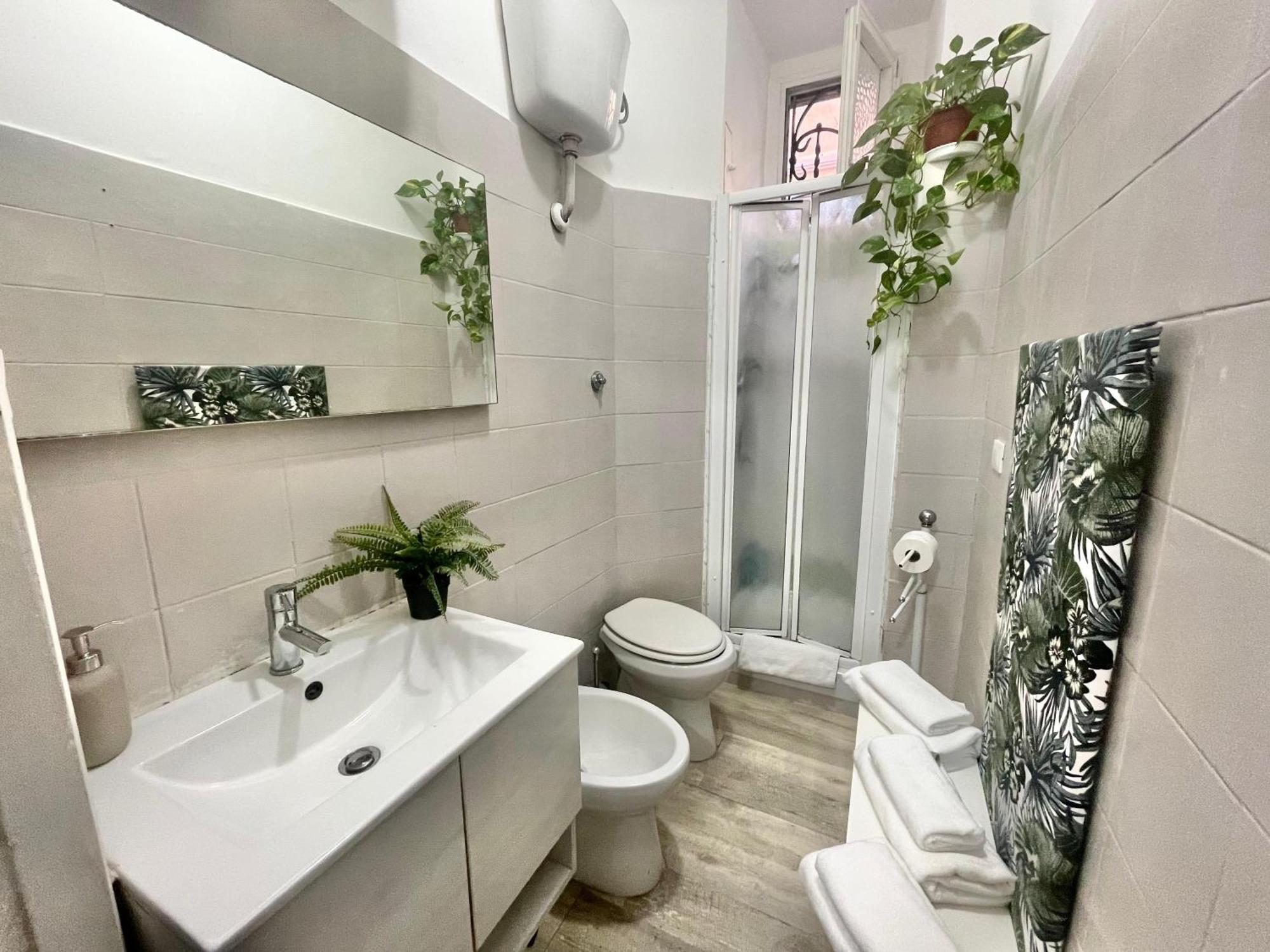Volupta' S House In Manzoni - Colosseo Apartment Rome
